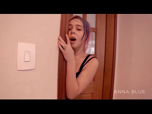 ❤️ Nire anaiarengana itzuli nintzen. Bere neska-lagunarekin sexu harremanak izan nituen. itzulera lesbiana. ❤️ Porno gurean eu.serviporno.ru ❌️❤