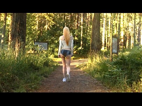 ❤️ Emakume ederra poliki mugitzen da, ez biluzik bideoa ❤️ Porno gurean eu.serviporno.ru ❌️❤